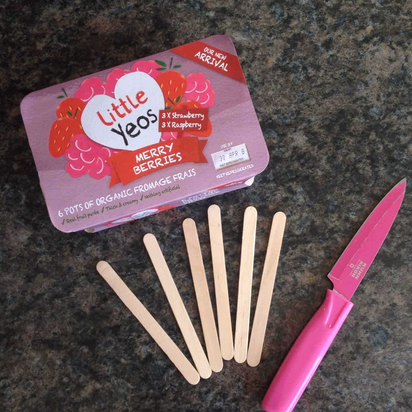 Little Yeos Fromage Frais, lollipop sticks and knife