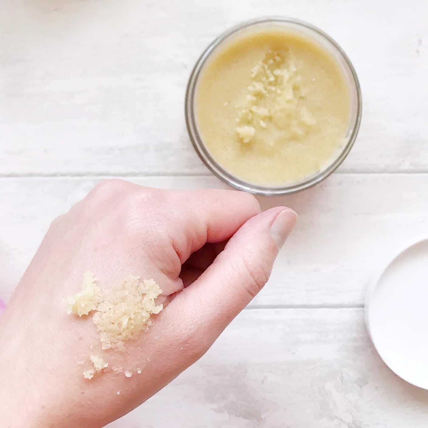 Green People Sugar Scrub Formula Texture