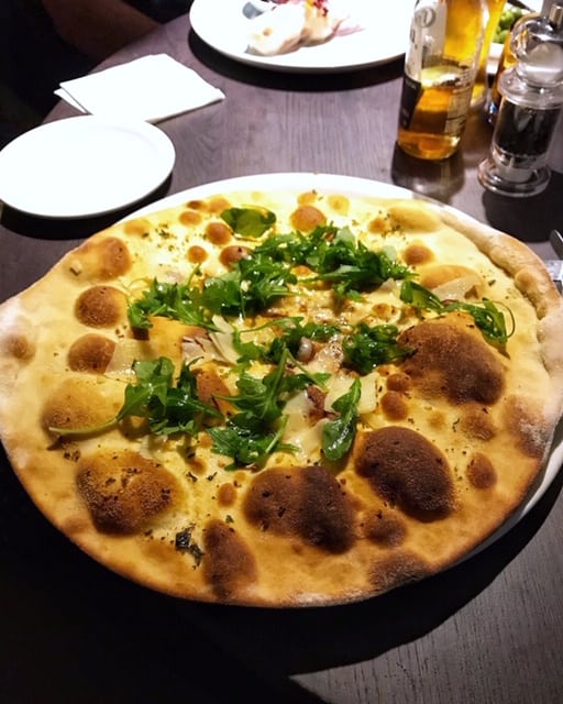 Garlic Pizette