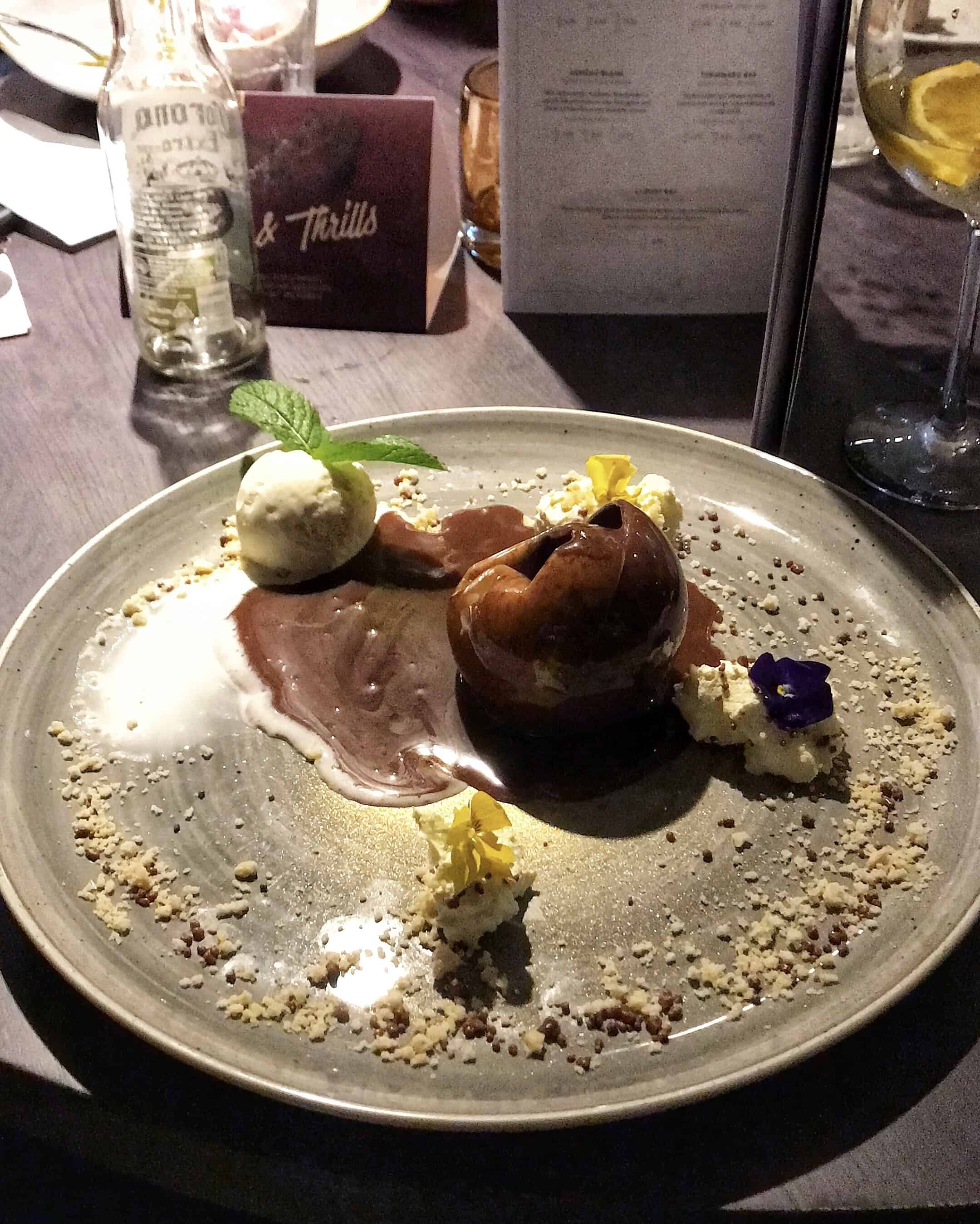 Melting chocolate bomb