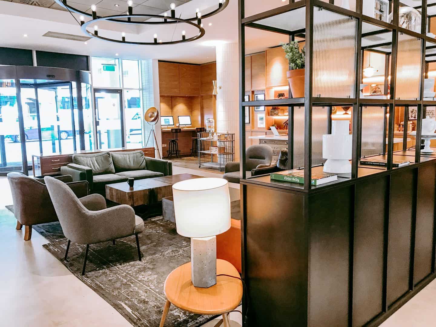 Novotel London City South Hotel lobby
