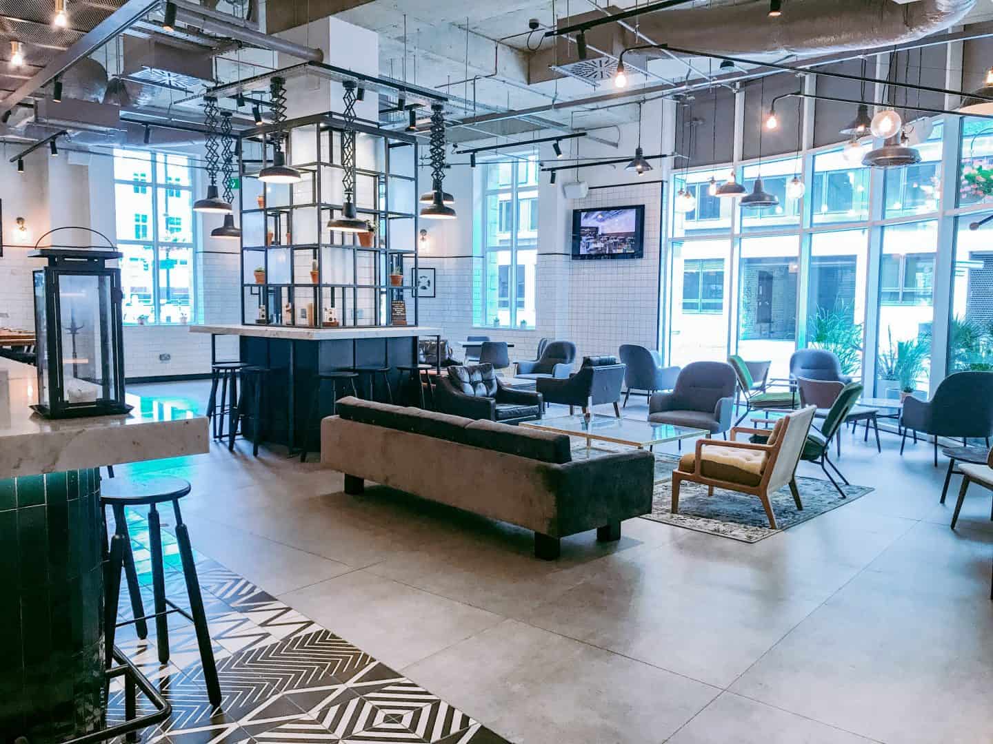 The bar at the Novotel London City South Hotel