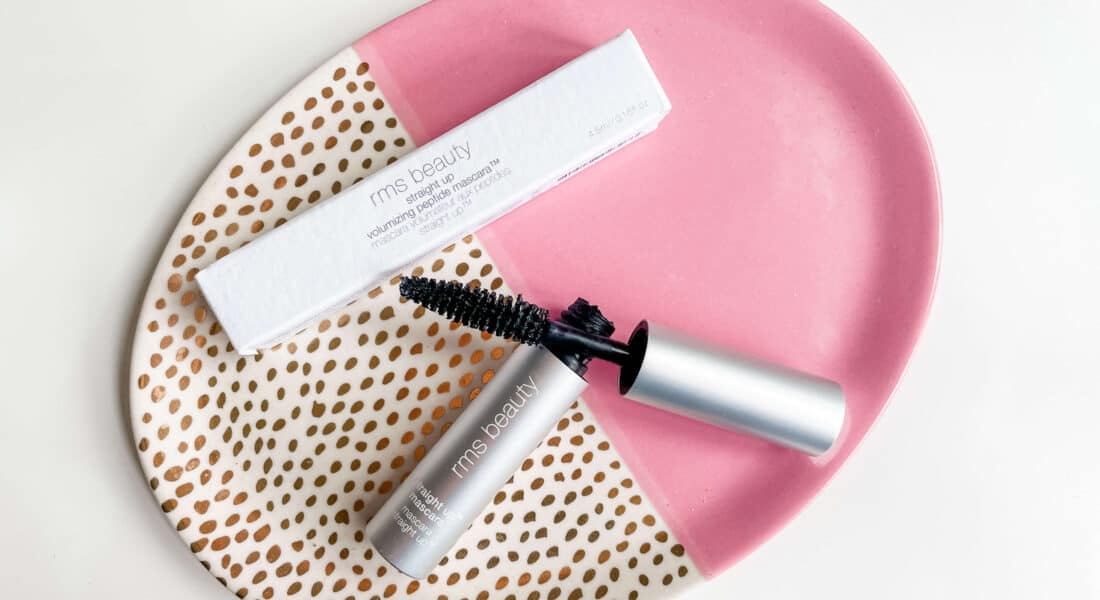 See Straight Up Volume with the No Compromise Clean Mascara